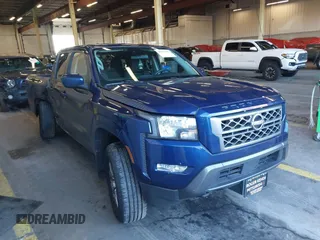 2022 Nissan Frontier SV z VIN 1N6ED1EK6NN652722, wystawiony jako IAAI lot #40992237 z przebiegiem 47 145 mil mil oraz . Historia ofert i sprzedaży dostępna na DreamBid. Obrazek 1.