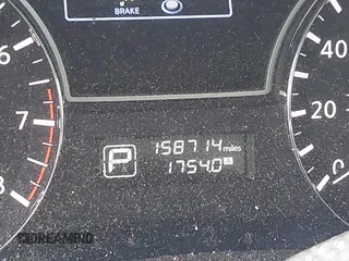 2013 Nissan Pathfinder SV with VIN 5N1AR2MMXDC669881, listed as a IAAI auction lot 42571921 with 158,714 mi miles and . Bid and sale history available at DreamBid. Image 7.