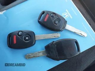 2010 Honda Odyssey LX с VIN 5FNRL3H29AB076728, выставлен на аукционе IAAI как лот 42142758 с пробегом 200 197 миль миль и . История ставок и продаж доступна на DreamBid. Изображение 11.