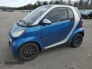 2008 Smart fortwo Pure with VIN WMEEJ31X08K173339, listed as a Copart auction lot 52351895 with 122,923 mi miles and Clean Title. Bid and sale history available at DreamBid. Image 1.