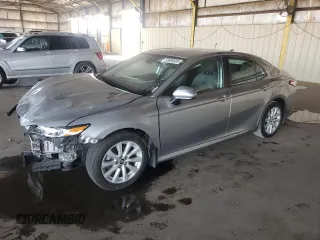 2019 Toyota Camry LE with VIN 4T1B11HK4KU723813, listed as a Copart auction lot 53896305 with 69,986 mi miles and Salvage Title. Bid and sale history available at carsss.com. Image 1.
