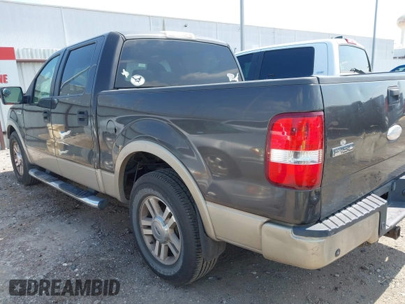 2007 Ford F-150 XLT z VIN 1FTPW12V47KC52876, wystawiony jako IAAI lot #42407096 z przebiegiem 278 469 mil mil oraz . Historia ofert i sprzedaży dostępna na DreamBid. Obrazek 3.