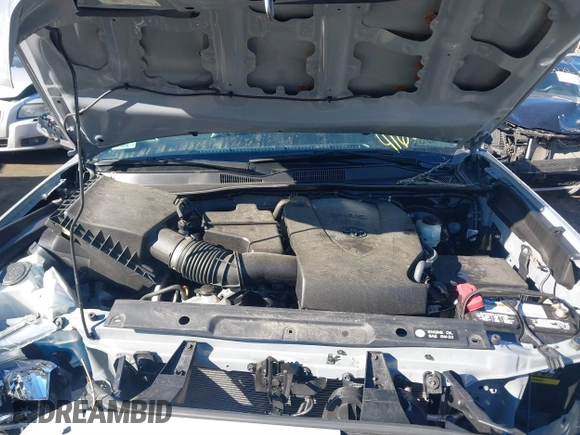 2018 Toyota Tacoma SR with VIN 3TMGZ5AN7JM165084, listed as a IAAI auction lot 41620305 with 21,010 mi miles. Bid and sale history available at carsss.com. Image 10.