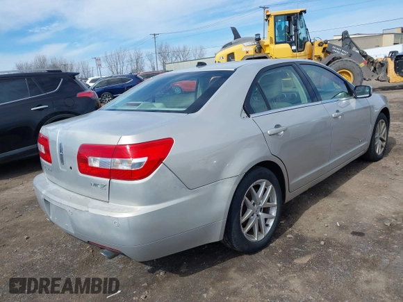 2009 Lincoln MKZ with VIN 3LNHM26T59R618265, listed as a IAAI auction lot 41908273 with 121,340 mi miles and . Bid and sale history available at DreamBid. Image 4.