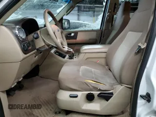 2005 Ford Expedition Special Service with VIN 1FMPU16565LA52584, listed as a Copart auction lot 82121934 with 184,558 mi miles and Salvage Title. Bid and sale history available at carsss.com. Image 7.