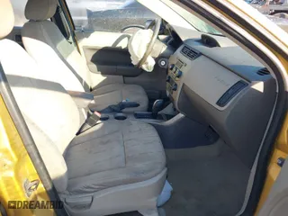 2009 Ford Focus SE with VIN 1FAHP35NX9W125740, listed as a IAAI auction lot 40605694 with 94,711 mi miles. Bid and sale history available at carsss.com. Image 5.