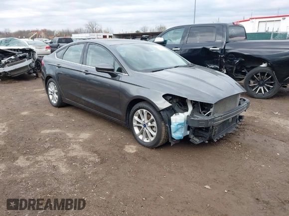 2020 Ford Fusion SE with VIN 3FA6P0HD8LR257138, listed as a IAAI auction lot 41939024 with 101,170 mi miles. Bid and sale history available at carsss.com. Image 1.