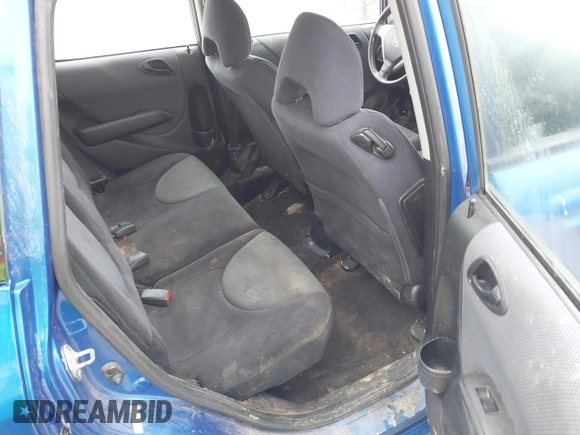 2007 Honda Fit Sport z VIN JHMGD38697S066329, wystawiony jako IAAI lot #42312163 z przebiegiem 174 935 mil mil oraz . Historia ofert i sprzedaży dostępna na DreamBid. Obrazek 8.