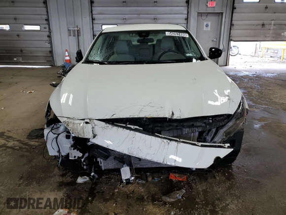 2025 Nissan Altima SV with VIN 1N4BL4DV1SN302289, listed as a Copart auction lot 54257495 with 10,039 mi miles and Non Repairable. Bid and sale history available at DreamBid. Image 5.