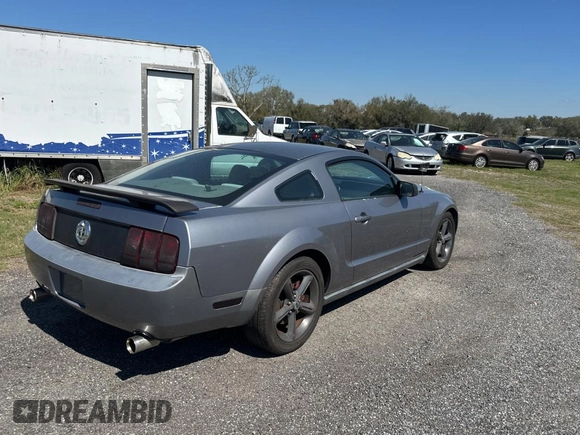 2007 Ford Mustang Deluxe with VIN 1ZVFT80N975342231, listed as a Copart auction lot 47273455 with 175,676 mi miles and Clean Title. Bid and sale history available at carsss.com. Image 4.