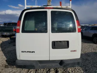 2007 GMC Savana Cargo Van with VIN 1GTGG25U971135449, listed as a Copart auction lot 77988224 with 325,803 mi miles and Clean Title. Bid and sale history available at carsss.com. Image 6.
