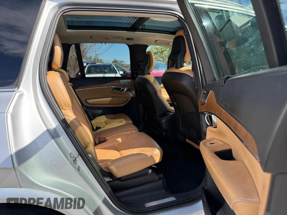 2016 Volvo XC90 T6 Inscription with VIN YV4A22PL0G1037674, listed as a Copart auction lot 51749095 with 177,202 mi miles and Clean Title. Bid and sale history available at carsss.com. Image 6.