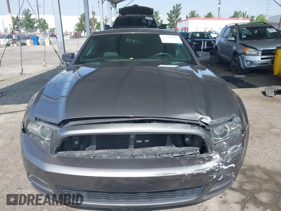 2013 Ford Mustang V6 с VIN 1ZVBP8AM2D5255551, выставлен на аукционе IAAI как лот 42587289 с пробегом 118 606 миль миль и . История ставок и продаж доступна на DreamBid. Изображение 6.