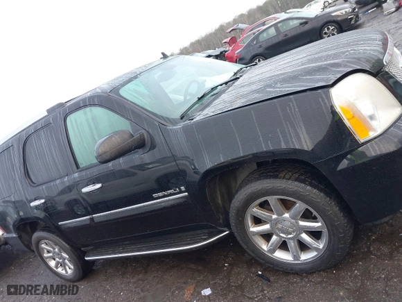 2007 GMC Yukon Denali with VIN 1GKFK63857J238783, listed as a IAAI auction lot 41552949 with 188,298 mi miles. Bid and sale history available at carsss.com. Image 13.
