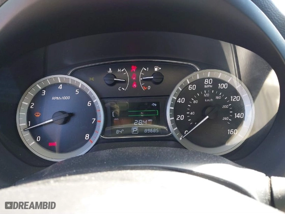 2015 Nissan Sentra S with VIN 3N1AB7AP7FY219042, listed as a IAAI auction lot 41776694 with 89,685 mi miles. Bid and sale history available at carsss.com. Image 7.
