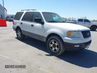 2006 Ford Expedition Special Service with VIN 1FMPU16556LA68938, listed as a IAAI auction lot 41684105 with 244,382 mi miles. Bid and sale history available at carsss.com. Image 1.