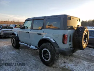 2024 Ford Bronco Badlands z VIN 1FMEE9BP1RLA20321, wystawiony jako Copart lot #42357405 z przebiegiem 8 327 mil mil oraz Szkoda całkowita • Salvage title. Historia ofert i sprzedaży dostępna na DreamBid. Obrazek 2.