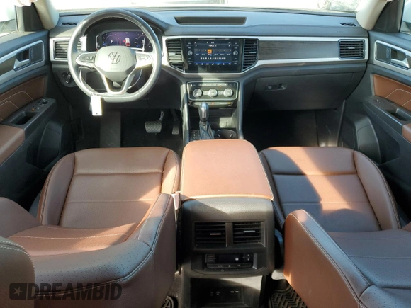 2022 Volkswagen Atlas SE with VIN 1V2JR2CA6NC558188, listed as a Copart auction lot 44167285 with 29,581 mi miles and Salvage title. Bid and sale history available at DreamBid. Image 8.