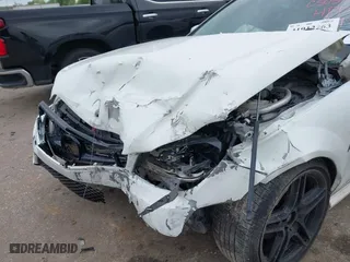 2013 Mercedes-Benz C-Class C 250 with VIN WDDGJ4HB8DG027183, listed as a IAAI auction lot 41912263 with 119,815 mi miles. Bid and sale history available at carsss.com. Image 6.