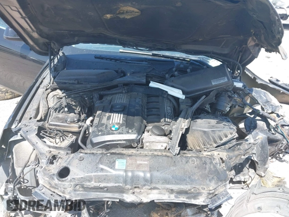 2010 BMW 5 Series 528i with VIN WBANU5C54AC366085, listed as a IAAI auction lot 41920968 with Not Provided miles and . Bid and sale history available at carsss.com. Image 10.