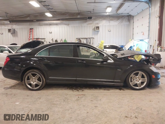 2012 Mercedes-Benz S 550 with VIN WDDNG9EB2CA481521, listed as a IAAI auction lot 41488845 with 89,186 mi miles and . Bid and sale history available at DreamBid. Image 13.