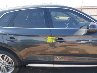 2018 Audi Q5 Premium Plus z VIN WA1BNAFY7J2149356, wystawiony jako IAAI lot #41851706 z przebiegiem 134 874 mil mil oraz . Historia ofert i sprzedaży dostępna na DreamBid. Obrazek 14.