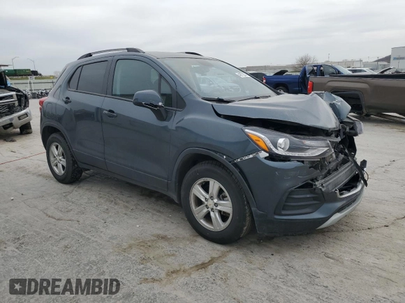 2021 Chevrolet Trax LT with VIN KL7CJPSM3MB371342, listed as a Copart auction lot 48790375 with 0 mi miles and Salvage Title. Bid and sale history available at carsss.com. Image 4.