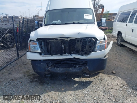 2015 Nissan NV S with VIN 1N6AF0LX6FN801701, listed as a IAAI auction lot 42000879 with 205,326 mi miles. Bid and sale history available at carsss.com. Image 6.