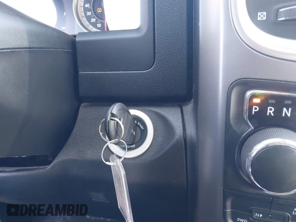 2023 Ram 1500 SLT z VIN 1C6RR7LG2PS517868, wystawiony jako IAAI lot #41983544 z przebiegiem 41 351 mil mil oraz . Historia ofert i sprzedaży dostępna na DreamBid. Obrazek 11.