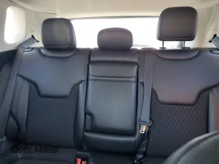 2018 Jeep Compass Latitude z VIN 3C4NJDBB5JT303871, wystawiony jako Copart lot #53881965 z przebiegiem 130 061 mil mil oraz Szkoda całkowita • Salvage title. Historia ofert i sprzedaży dostępna na DreamBid. Obrazek 10.