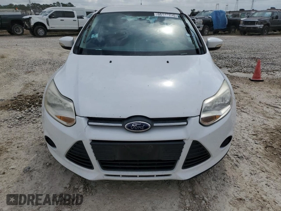 2013 Ford Focus SE with VIN 1FADP3K26DL149357, listed as a Copart auction lot 55142275 with 198,057 mi miles and Clean Title. Bid and sale history available at carsss.com. Image 5.