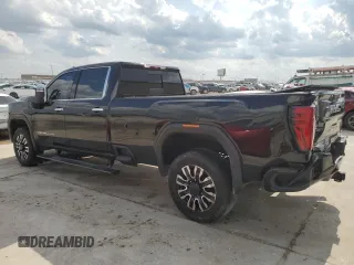 2024 GMC Sierra 3500HD Denali Ultimate z VIN 1GT49YEY6RF141959, wystawiony jako Copart lot #64583194 z przebiegiem 30 853 mil mil oraz Szkoda całkowita • Salvage title. Historia ofert i sprzedaży dostępna na DreamBid. Obrazek 2.