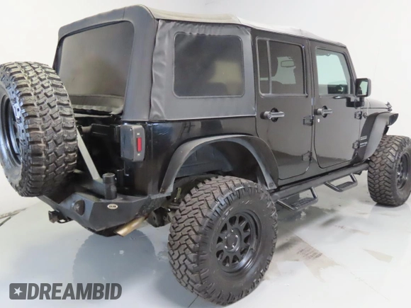 2018 Jeep Wrangler Unlimited Sport S with VIN 1C4HJWDG8JL927497, listed as a Copart auction lot 62701315 with 91,992 mi miles and Salvage title. Bid and sale history available at DreamBid. Image 3.