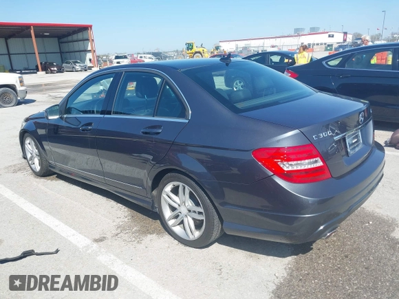 2013 Mercedes-Benz C-Class C 300 Sport with VIN WDDGF8AB4DR270366, listed as a IAAI auction lot 41964712 with 164,398 mi miles. Bid and sale history available at carsss.com. Image 14.