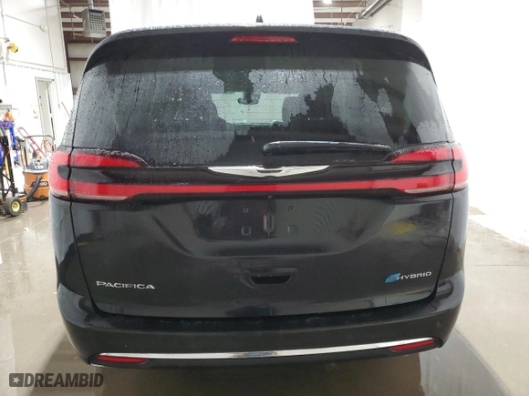 2023 Chrysler Pacifica Hybrid Touring L with VIN 2C4RC1L74PR632335, listed as a Copart auction lot 43763475 with 36,477 mi miles and Clean Title. Bid and sale history available at carsss.com. Image 6.