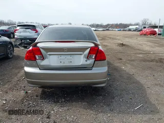 2004 Honda Civic LX with VIN 1HGES16564L001099, listed as a IAAI auction lot 41830582 with 157,151 mi miles. Bid and sale history available at carsss.com. Image 16.