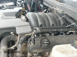 2014 Chevrolet Silverado 1500 LT z VIN 3GCUKREC9EG141896, wystawiony jako IAAI lot #42601778 z przebiegiem 167 686 mil mil oraz . Historia ofert i sprzedaży dostępna na DreamBid. Obrazek 20.
