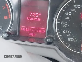 2010 Audi Q5 Premium Plus с VIN WA1LKAFP3AA005541, выставлен на аукционе IAAI как лот 42382512 с пробегом 148 331 миль миль и . История ставок и продаж доступна на DreamBid. Изображение 14.