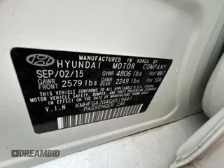 2016 Hyundai Azera z VIN KMHFG4JG4GA519447, wystawiony jako Copart lot #56961515 z przebiegiem 48 483 mil mil oraz Tytuł czysty. Historia ofert i sprzedaży dostępna na DreamBid. Obrazek 10.