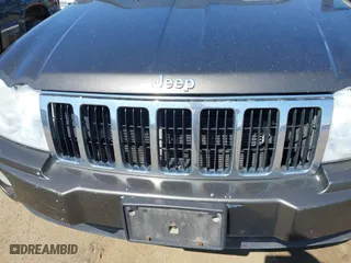 2006 Jeep Grand Cherokee Limited with VIN 1J8HR58226C180268, listed as a IAAI auction lot 42065135 with 232,207 mi miles. Bid and sale history available at carsss.com. Image 6.