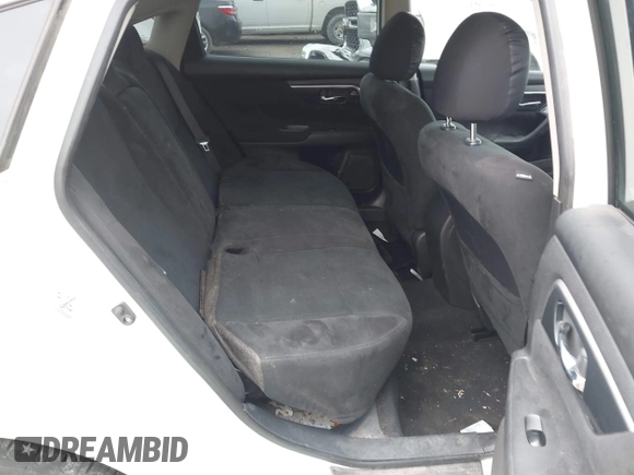 2014 Nissan Altima S with VIN 1N4AL3AP8EN382691, listed as a IAAI auction lot 41931720 with 205,312 mi miles and . Bid and sale history available at DreamBid. Image 8.