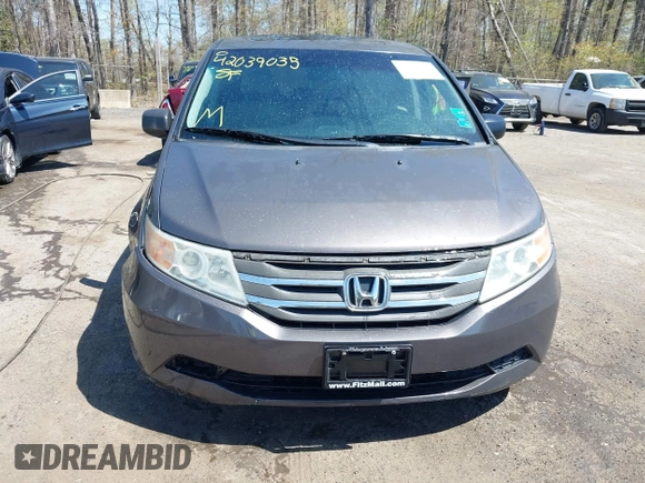 2012 Honda Odyssey EX-L with VIN 5FNRL5H68CB006686, listed as a IAAI auction lot 42039035 with 338,331 mi miles and . Bid and sale history available at carsss.com. Image 12.