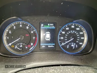 2021 Hyundai Kona SE z VIN KM8K12AA5MU691612, wystawiony jako Copart lot #56433625 z przebiegiem 85 499 mil mil oraz Szkoda całkowita • Salvage title. Historia ofert i sprzedaży dostępna na DreamBid. Obrazek 9.