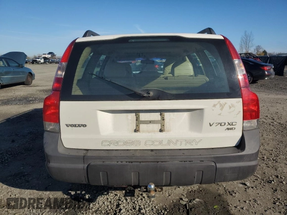 2001 Volvo V70 with VIN YV1SZ58D011006552, listed as a Copart auction lot 47091045 with 131,148 mi miles and Salvage Title. Bid and sale history available at carsss.com. Image 6.