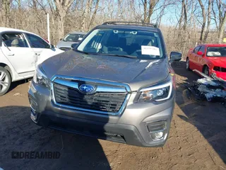 2021 Subaru Forester Limited with VIN JF2SKAUC4MH459022, listed as a IAAI auction lot 41570484 with 32,475 mi miles. Bid and sale history available at carsss.com. Image 13.