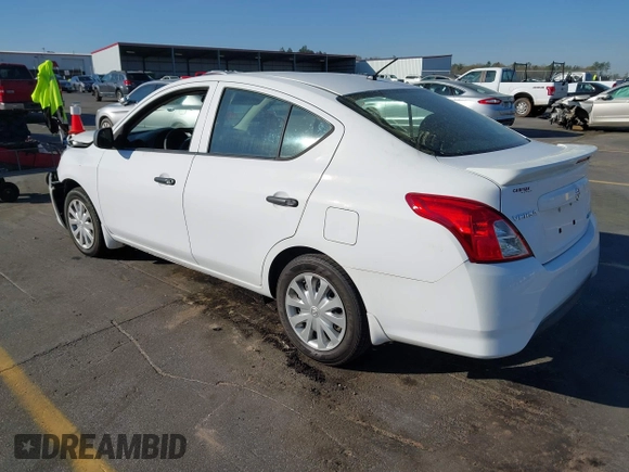 2015 Nissan Versa S Plus with VIN 3N1CN7AP8FL947451, listed as a IAAI auction lot 41824980 with 156,621 mi miles. Bid and sale history available at carsss.com. Image 3.