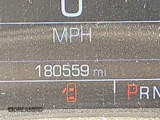 2018 Chevrolet Impala LT z VIN 2G1105S37J9129829, wystawiony jako IAAI lot #42048445 z przebiegiem 180 559 mil mil oraz . Historia ofert i sprzedaży dostępna na DreamBid. Obrazek 15.