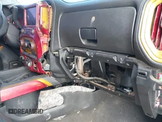 2021 Chevrolet Silverado 1500 LTZ with VIN 3GCUYGET2MG323747, listed as a IAAI auction lot 41742933 with Not Provided miles and . Bid and sale history available at DreamBid. Image 6.