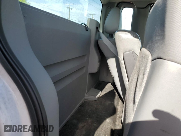 2006 Ford F-150 XL with VIN 1FTRF12206NA92670, listed as a Copart auction lot 62556185 with 127,068 mi miles and Non repairable. Bid and sale history available at DreamBid. Image 10.