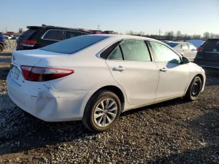 2016 Toyota Camry XLE with VIN 4T1BF1FKXGU135748, listed as a Copart auction lot 49872235 with 312,387 mi miles and Clean Title. Bid and sale history available at carsss.com. Image 3.